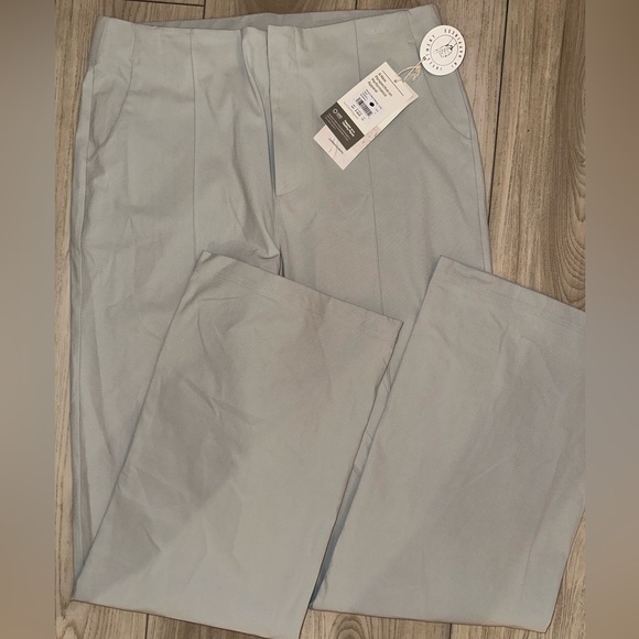 Vuori Meta Pant in Size Large Tall - Picture 4 of 4